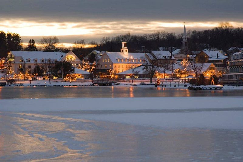 shopping in the Lakes Region along Winnipesaukee