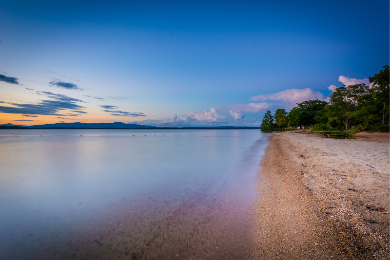 Lakes Region Tourism
