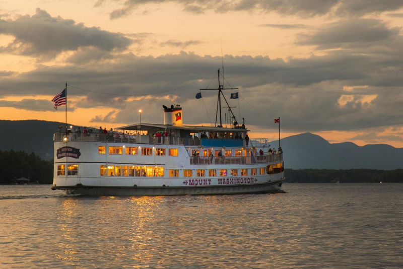 Lakes Region Tourism