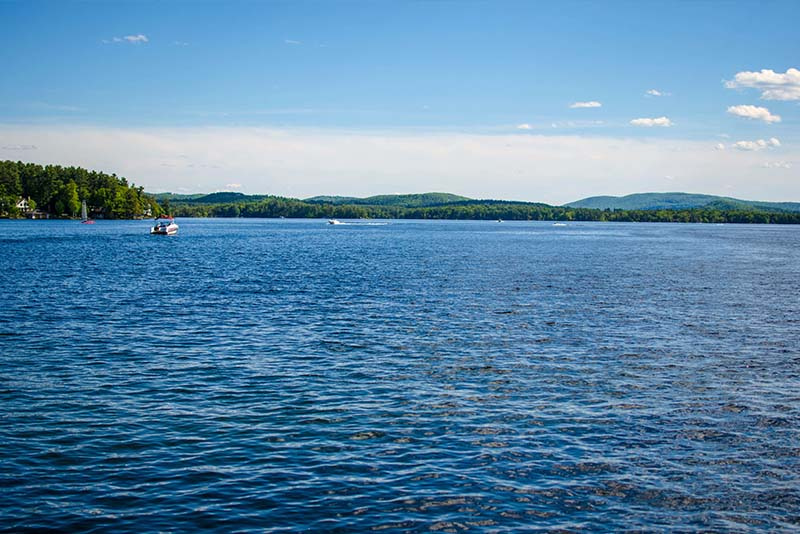lake in new hampshire